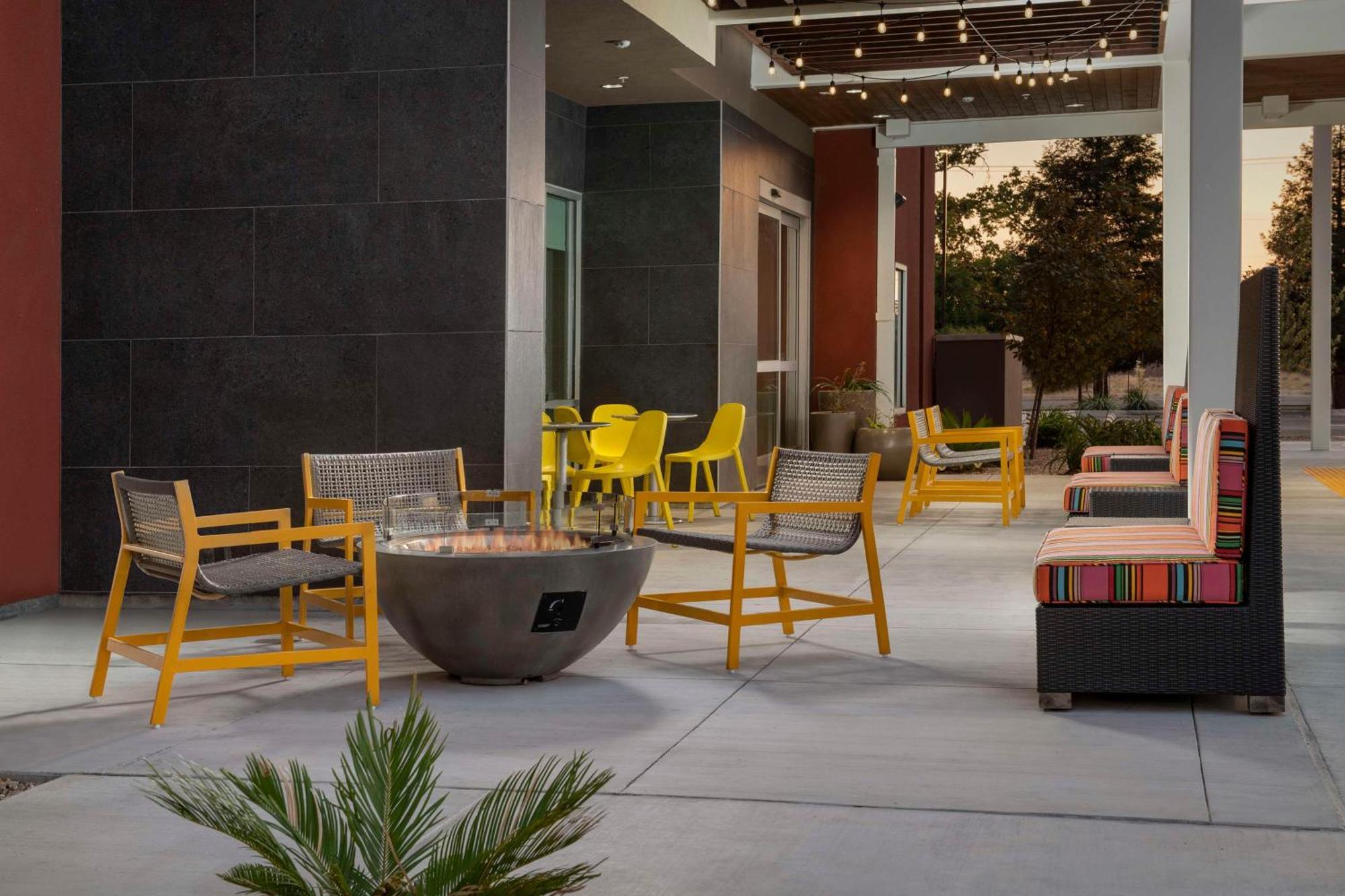 Home2 Suites By Hilton Clovis Fresno Airport Zewnętrze zdjęcie